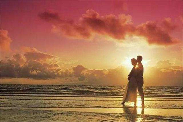 養(yǎng)父母離婚收養(yǎng)關(guān)系會(huì)解除嗎?